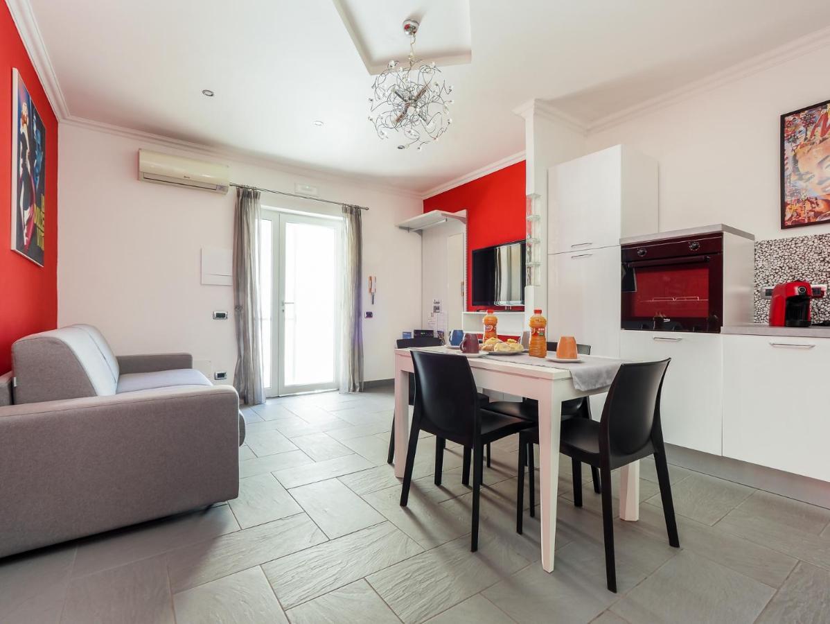 La Dolce Vita Relax - Cozy Apt In Sorrento Apartment Bagian luar foto