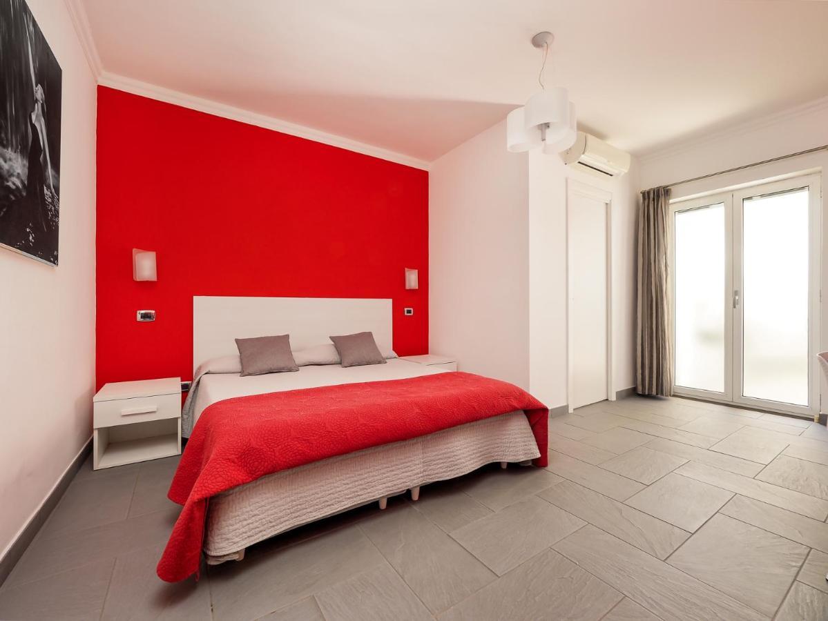 La Dolce Vita Relax - Cozy Apt In Sorrento Apartment Bagian luar foto
