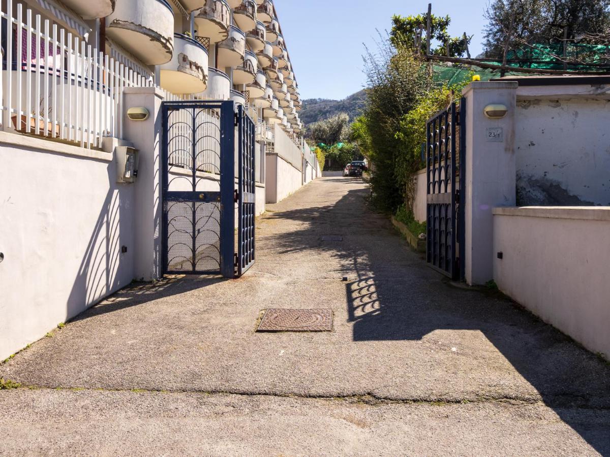 La Dolce Vita Relax - Cozy Apt In Sorrento Apartment Bagian luar foto
