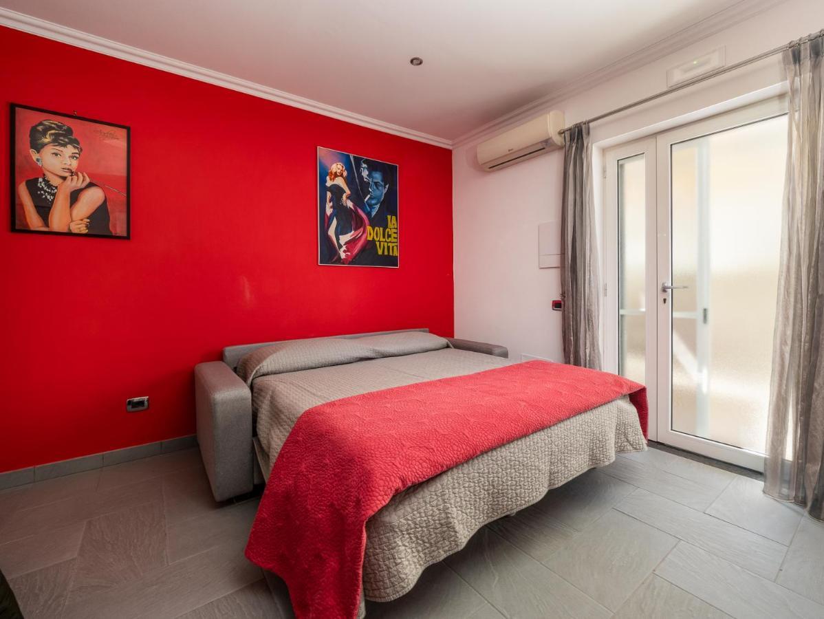 La Dolce Vita Relax - Cozy Apt In Sorrento Apartment Bagian luar foto